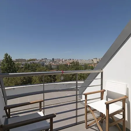 Feels Like Grand Gulbenkian Flat With View Lejlighed *