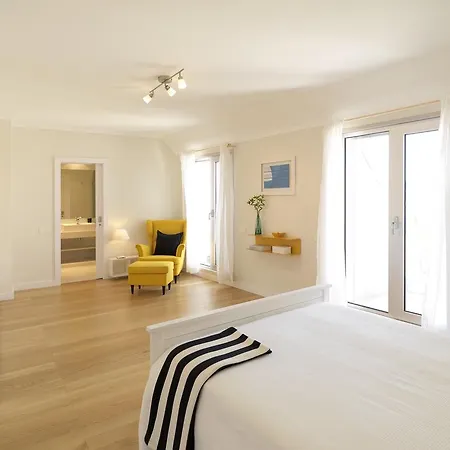 Lejlighed Feels Like Grand Gulbenkian Flat With View